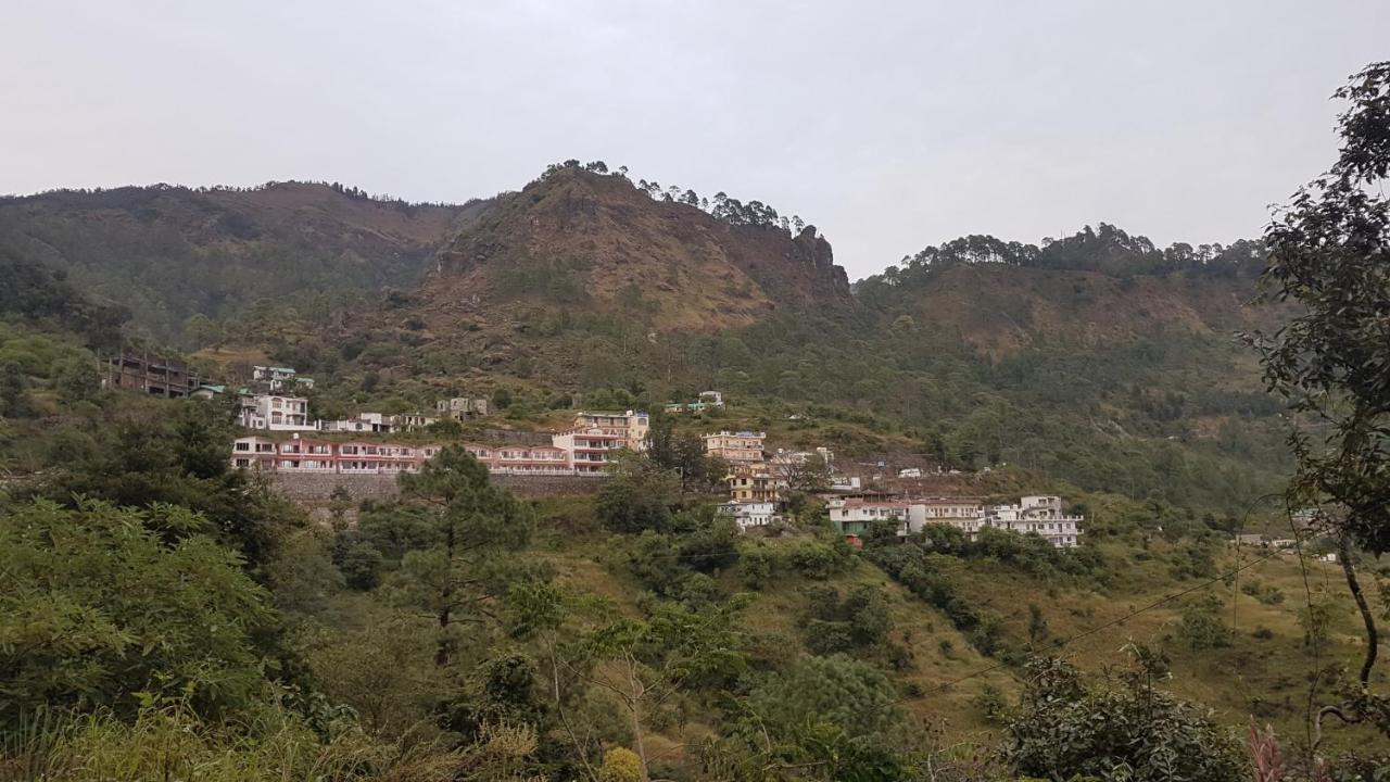 Oyo 23298 Hotel Uttaranchal Inn Нейнитал Екстериор снимка
